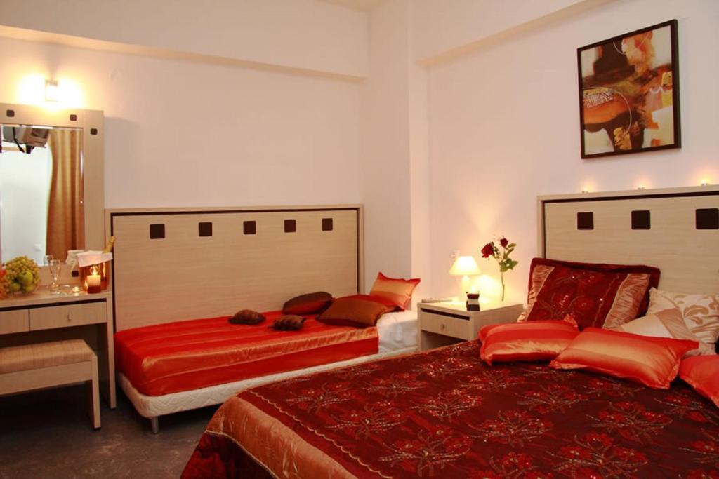 Nancy Hotel Hersonissos  Bilik gambar
