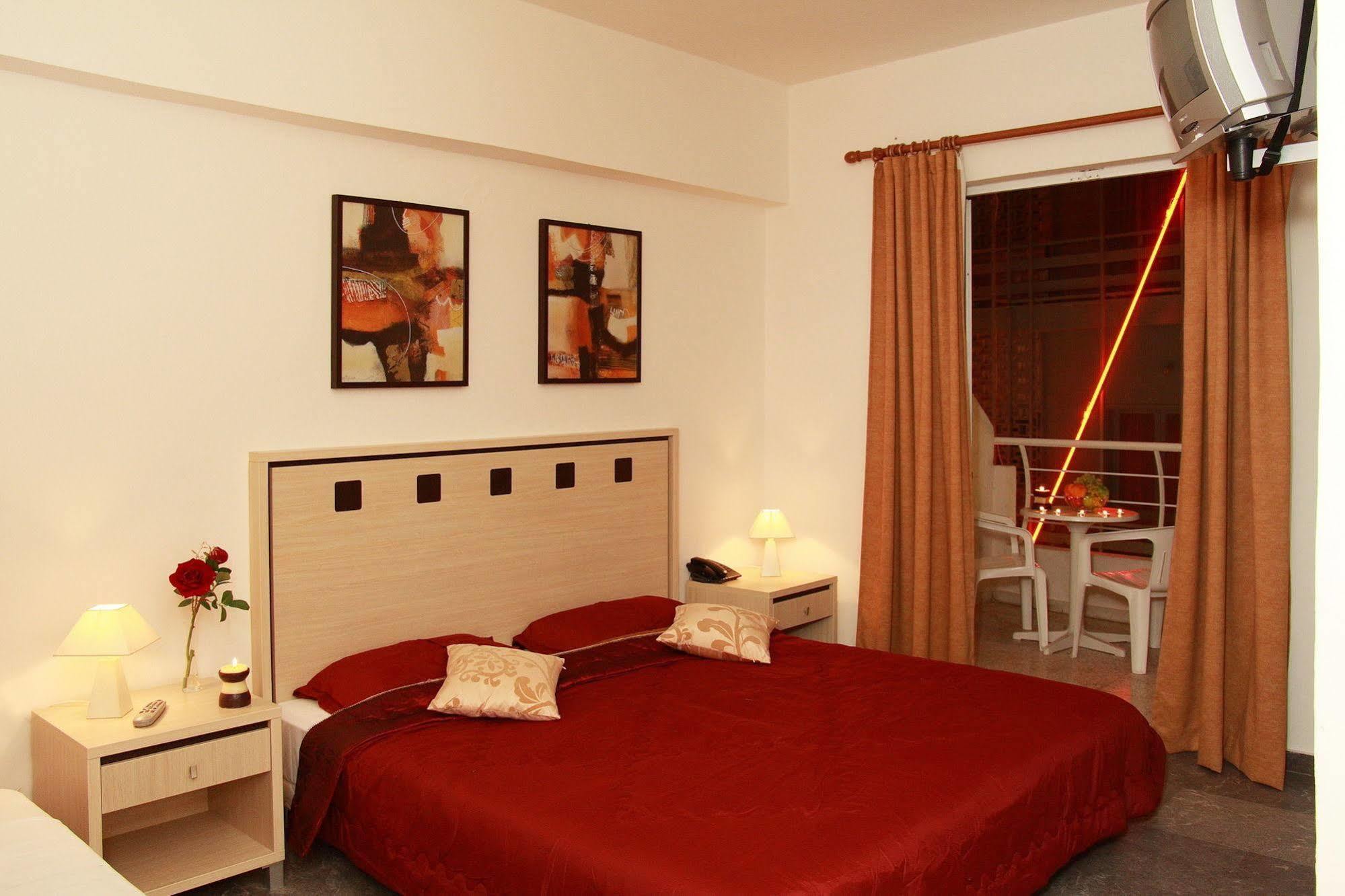 Nancy Hotel Hersonissos  Luaran gambar
